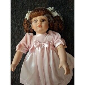 Hard Plastic And Cloth 19" Doll "Ellen" By Kingstate